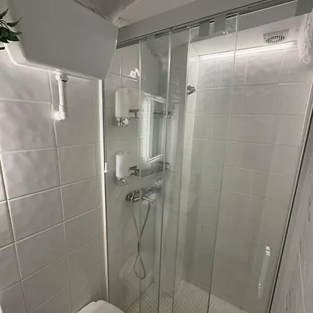 Refugio Con Encanto Y Jacuzzi En El Corazon De *