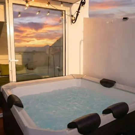 Nyaraló Refugio Con Encanto Y Jacuzzi En El Corazon De Olvera